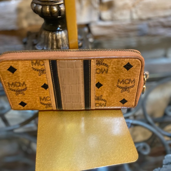 MCM Tan and Brown Logo Long Wallet - Picture 1 of 7